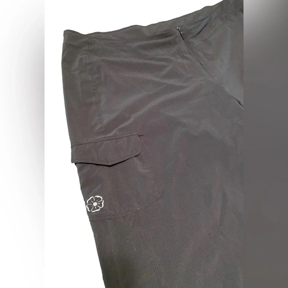 Women’s Outdoor Research Black Active Capris Sz L - Picture 2 of 10